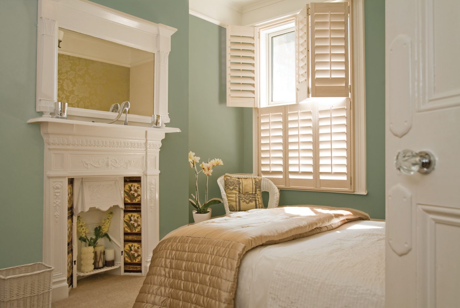 Classic Window Shutters UK | Classic Wooden Window Shutters