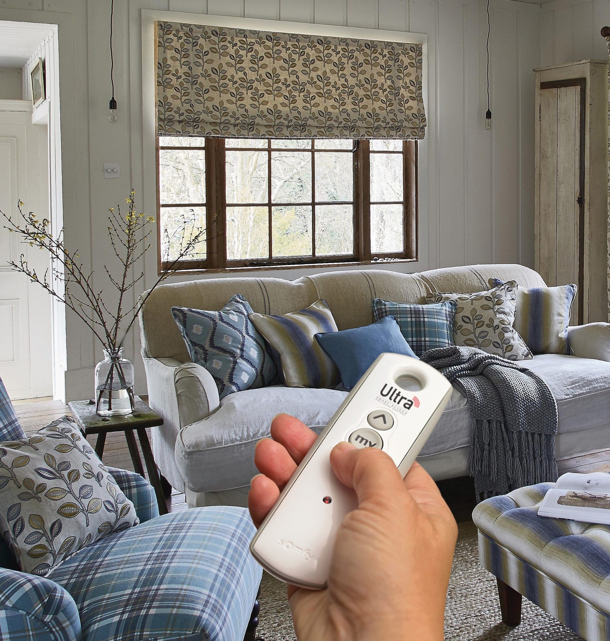 How To Charge Remote Control Blinds at Michael Aquino blog